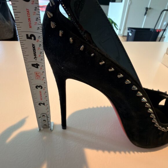 New Christian Louboutin Suede/Patent Leather Duvette Spikes Pumps Size 9 (39) - Picture 2 of 11